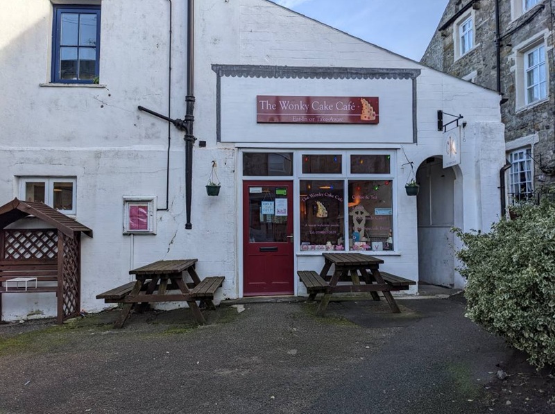 Well-Known Café Snack Bar Business